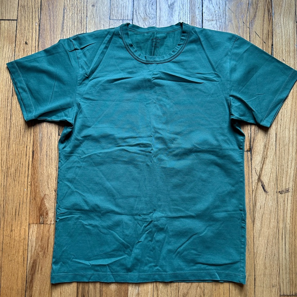 Uniqlo Airism Green Short Sleeve Tee